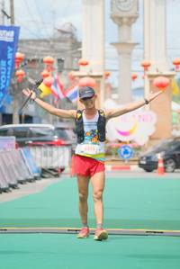 BIB: 5374
                            <button type="button" onclick="openModal(21762181)" class="btn btn-primary btn-sm float-right btn-popup" data-toggle="modal" data-target=".modal-high-quality">
                        <i class="fas fa-shopping-cart"></i> Add to Cart
                    </button>
                                            <button type="button" onclick="isThisMe(21762181, true)" class="btn btn-success btn-sm float-right btn-popup btn-isme hidden" data-toggle="tooltip" data-placement="bottom" title="นี่คือรูปของคุณใช่ไหม คลิกที่นี่เพื่อเอาเข้าอัลบั้ม">
                        <i class="fas fa-plus"></i> Add to album
                    </button>
                    <button type="button" onclick="isThisMe(21762181, false)" class="btn btn-warning btn-sm float-right btn-popup btn-isnotme hidden">
                        <i class="fas fa-ban"></i> Remove from album
                    </button>